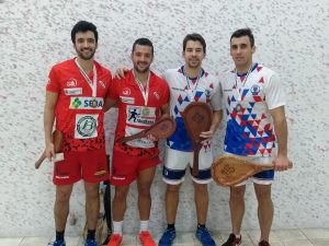 Campeón del Torneo Apertura: Independiente de Lezama (Sebastián y Santiago Andreasen) y el Campeón de la fecha Ferro de Tandil (Facundo Andreasen y Gastón Inchausti)