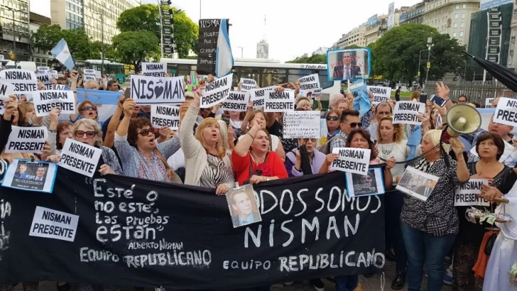 Con críticas al gobierno, cientos de personas realizaron un acto a cinco años de la muerte de Nisman