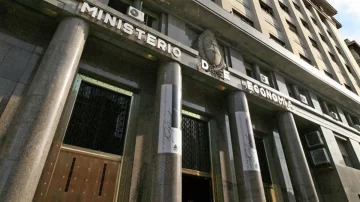 La economía de Argentina profundizará su recesión pero comenzará a crecer en 2021, según la OCDE