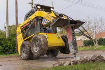 Bacheo en la zona cercana al Parque