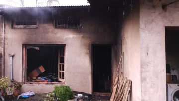 Piden colaboración para una familia que perdió todo en un incendio