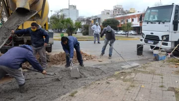 Reparan badenes de hormigón en Av. 59 y 60