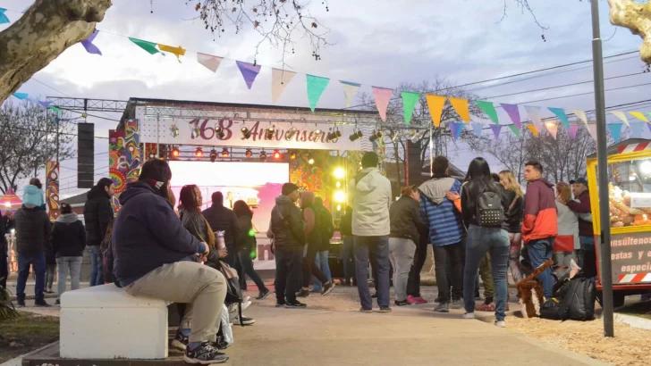 Buena música y festejos en Quequén