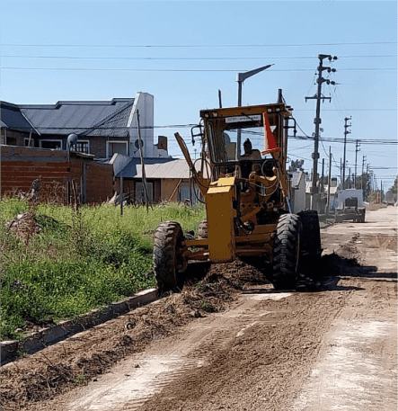 Mejoran la avenida 42: le colocan granza