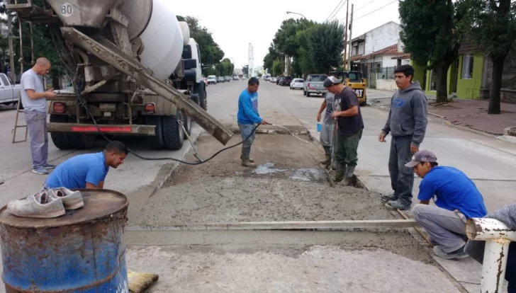 Arreglan el asfalto de la diagonal San Martín