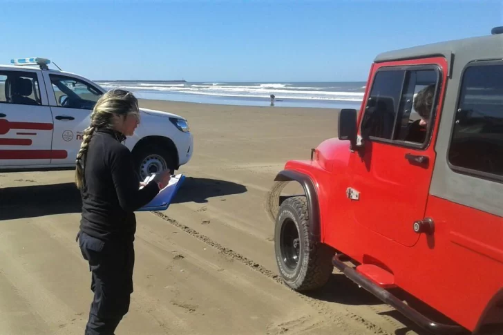 Convocan a personal temporario para playas y tránsito