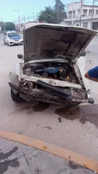 Triple colisión en 43 y 70: “El parante me salvó la vida”, aseguró el conductor de una camioneta