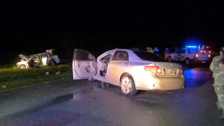 Trágico accidente en Ruta 228: fallecieron dos personas y hay cinco heridos