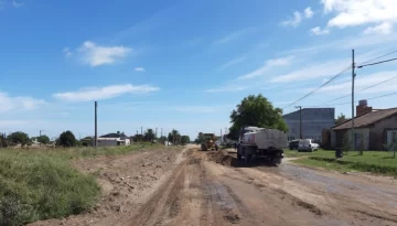 Trabajos del Ente Vial en el Hospital Municipal y calles de Quequén y Necochea