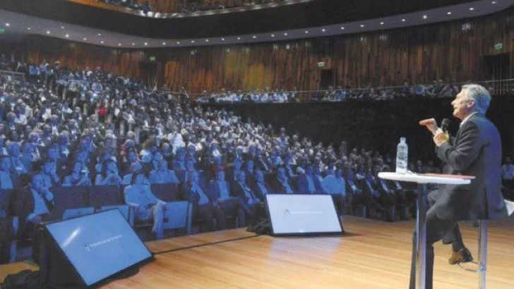 Macri encabezará una reunión de gabinete ampliado en el CCK