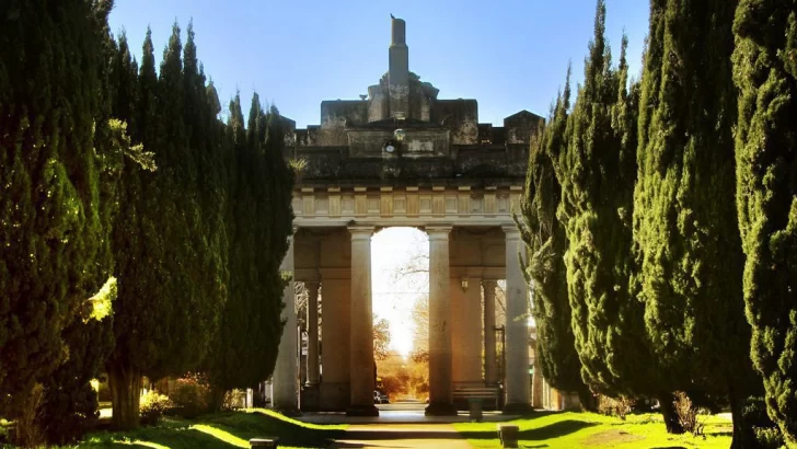 Ni descansar en paz: Cementerios de paro en Mar del Plata
