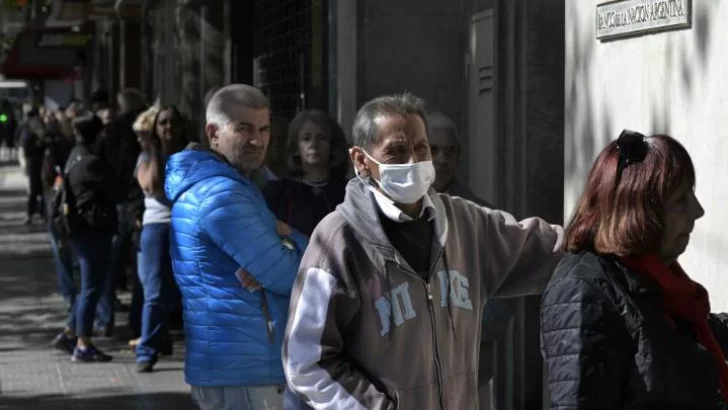 Coronavirus: confirmaron 88 nuevos casos en la Argentina y hay 42 muertos