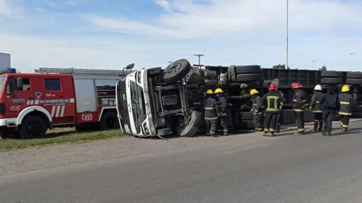 Volcó un camión un Ruta 86