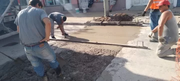 Trabajos de bacheo en varios puntos de la ciudad