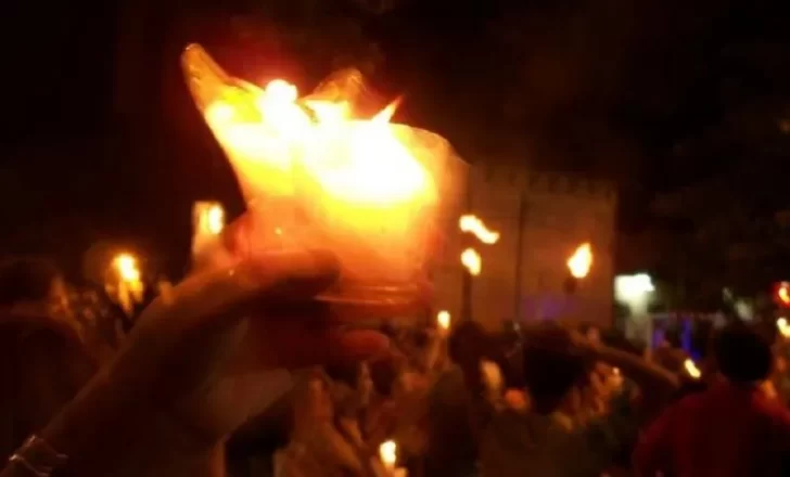 Ajuste en discapacidad: harán una marcha de antorchas frente al municipio