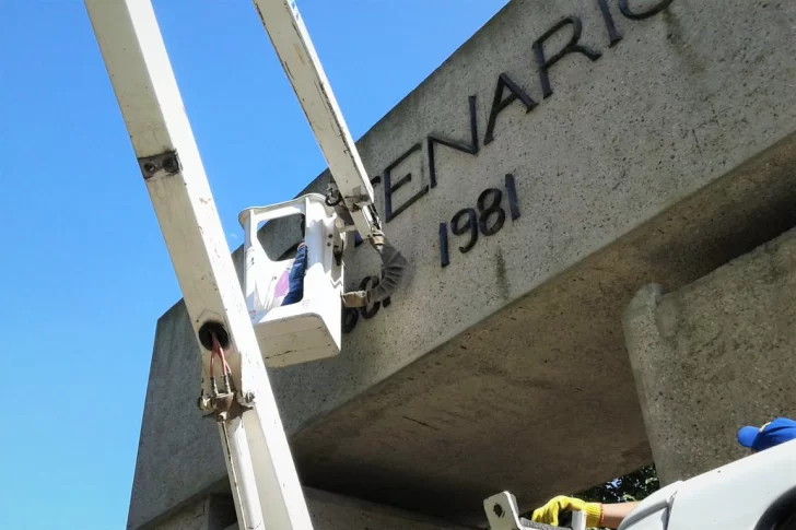 Puesta en valor del Monumento al Centenario de Necochea