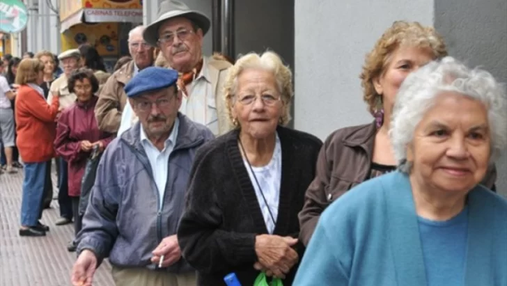 Jubilaciones y pensiones aumentarán 12,11% en diciembre