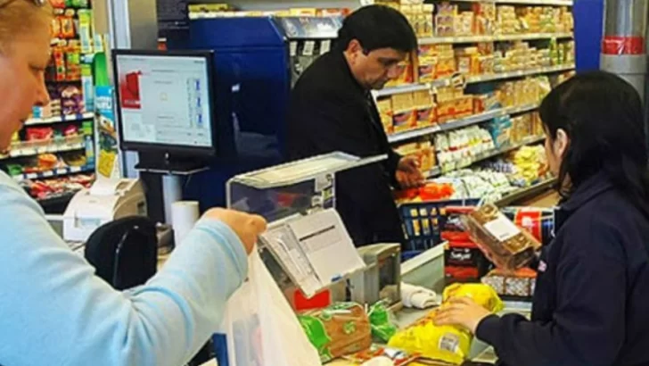 Las ventas en supermercados cayeron casi un 10% en 2019