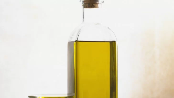 Prohíben la venta de dos aceites de oliva y un maní tostado en todo el país