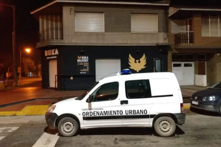 Empleado municipal se roba la camioneta de Control Urbano para ir a un boliche