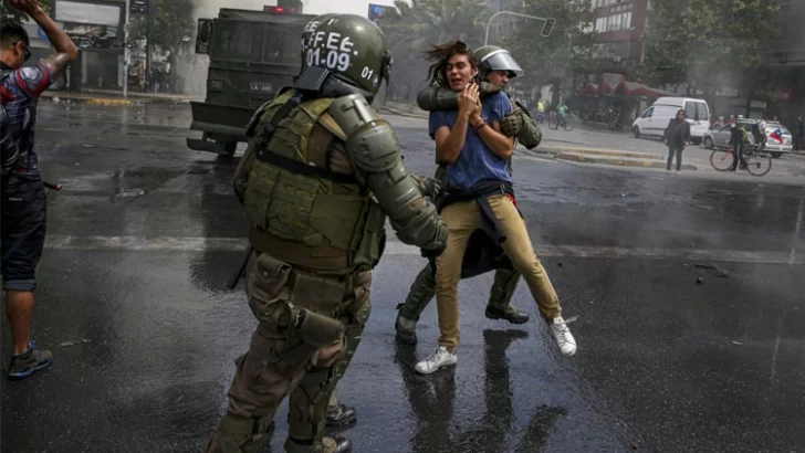 Violencia y protestas en Chile: se suman denuncias por abusos de las fuerzas de seguridad