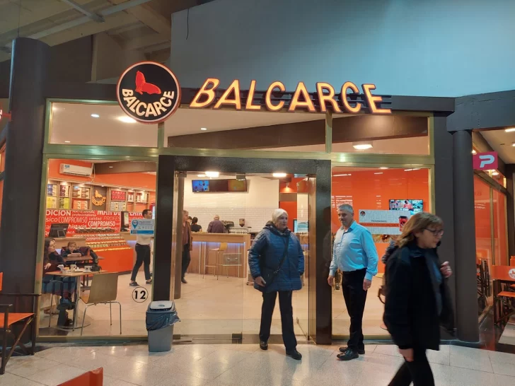 Nueva sucursal de Cafeterías Balcarce en el shopping Toledo