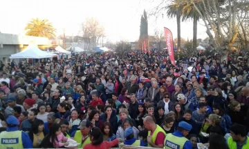 Quequén celebra sus 168 años con actos, música y fiesta