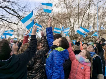 Alrededor de 2000 alumnos de escuelas necochenses harán mañana su promesa a la Bandera