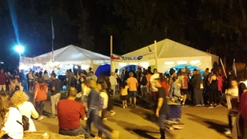 Ultima noche para visitar la exitosa Feria de las Colectividades