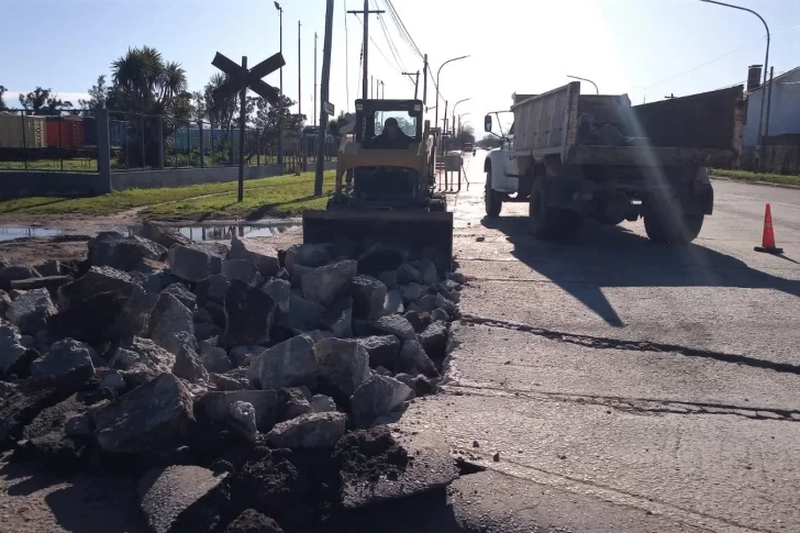 Bacheo del sector de vías en la Avenida Benedicto Campos