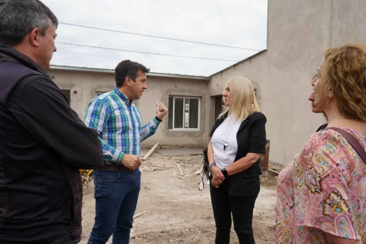 Recorrieron construcción del Centro de Salud del Barrio Norte