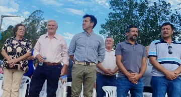 Rojas anunció obras de cordón cuneta para todas las localidades del interior