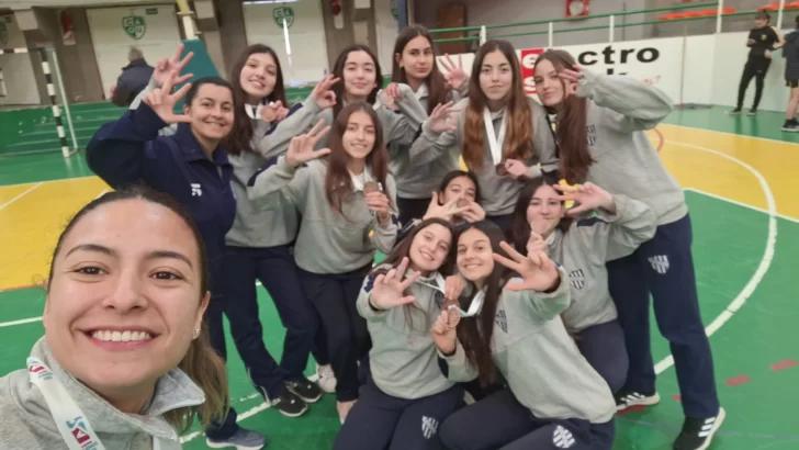 Básquet: la U15 del femenino de Rivadavia también logró el bronce en la Copa Buenos Aires