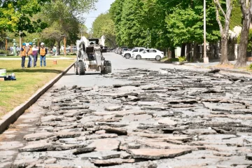 Arrancó la obra de recambio de asfalto en el centro. Se ejecuta con fondos municipales