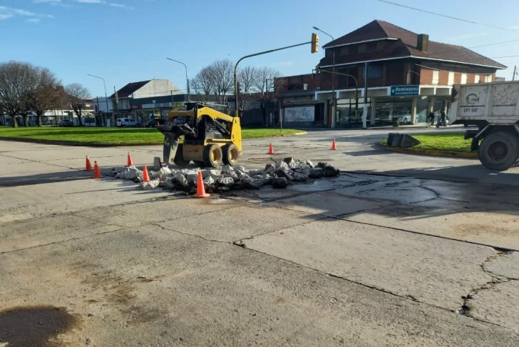 Tareas de Bacheo en varias arterias de la ciudad