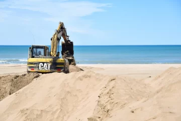 Comenzaron los arreglos en la playa en vista a la temporada que se inicia la semana que viene