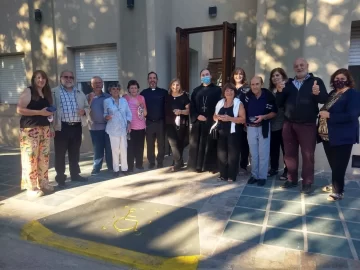 El obispo envió su saludo al Hogar de Tránsito El Samaritano en su primer aniversario