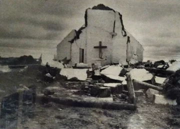 A 31 años del tornado que destruyó Estación López y la foto que marcó al reportero gráfico necochense Carlos Dray