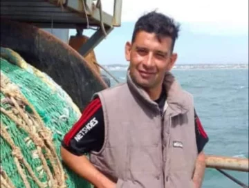 Familiares del marinero desaparecido piden que evalúen la búsqueda con redes