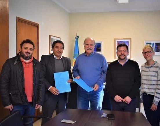 Convenio entre Puerto Quequén y la Agencia Argentina de Inversiones