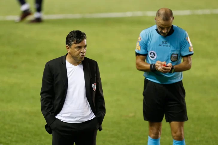 River – Independiente: el equipo de Gallardo, que fue expulsado, perdió 2-0 y quedó afuera de la final