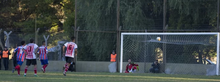 Con dos goles de Rodrigo Merlo Del Valle superó a Huracán