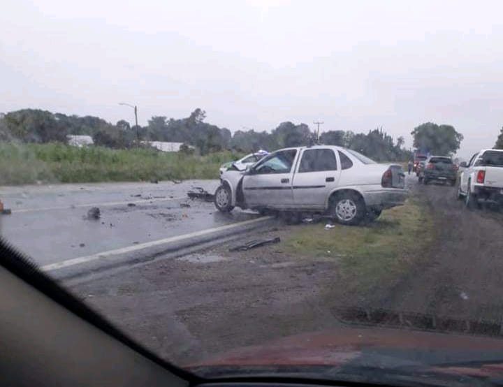 Accidente en ruta 88 entre auto y camioneta