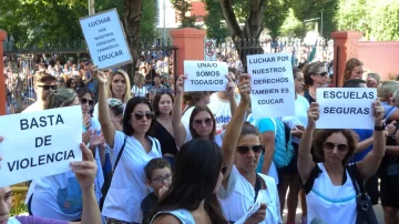 Todas las imágenes de la marcha contra la violencia en las escuelas