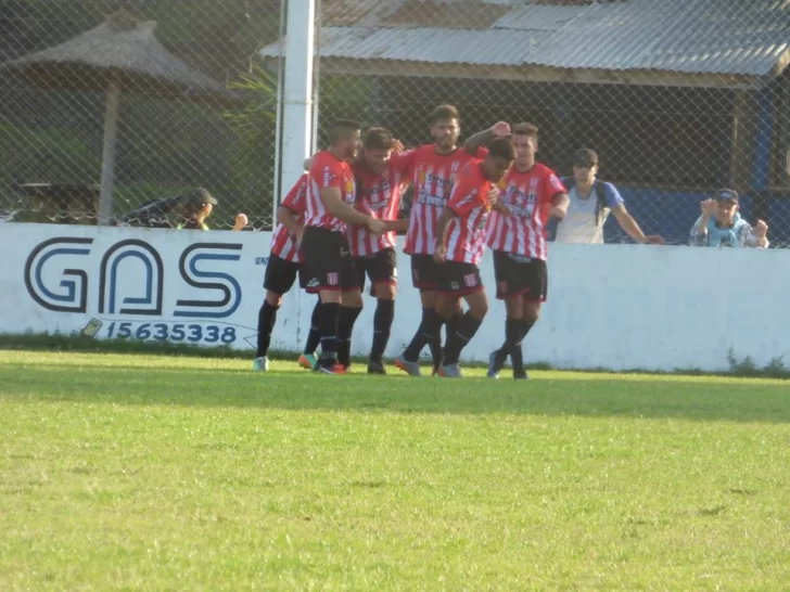 Se disputaron los cinco partidos restantes de la segunda fecha