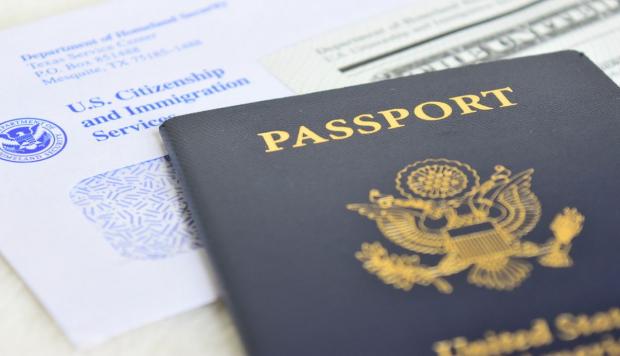 Revisarán las redes sociales de quienes tramiten la visa para viajar a Estados Unidos