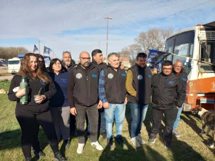 Video: Sigue el acampe pero los transportistas creen que esta cerca la solución