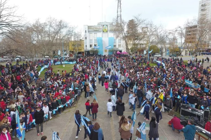 Alumnos de cuarto año prometerán lealtad a la bandera