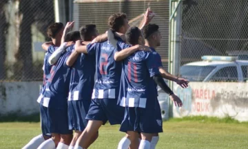 Rivadavia se metió en semifinales