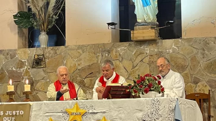 La Parroquía de Lourdes cumplió 65 años en la Villa Díaz Vélez